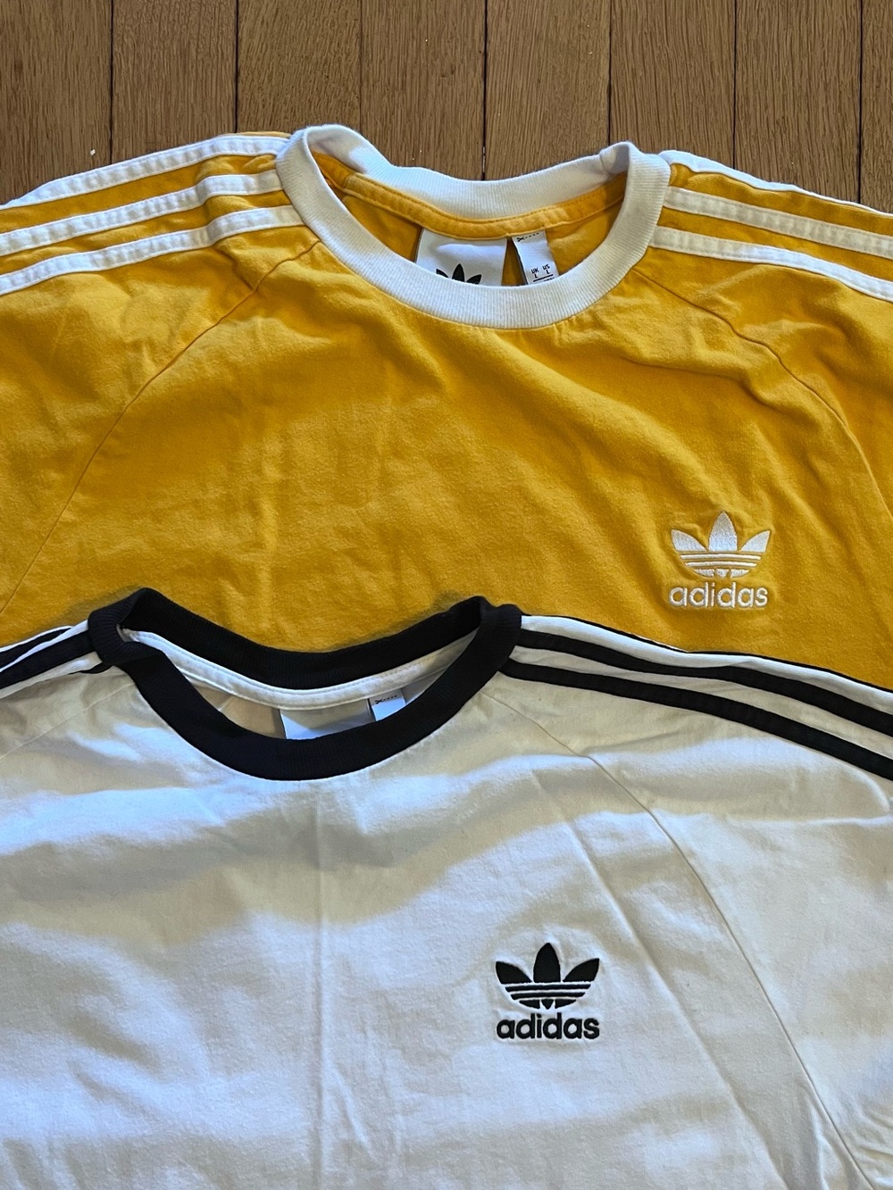 2-pack Adidas Originals California Cotton T-shirt — Men’s size L